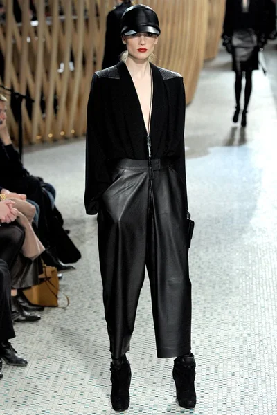 Look 36